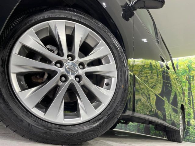 �y����18�C���`�A���~�z�C�[���z�O�ςɃ}�b�`���������A���~�z�C�[���𑕒����Ă���܂��B�e��ЊO�A���~�z�C�[����A�X�^�b�h���X�^�C�����戵�����Ă���܂��B���񂲑��k����������