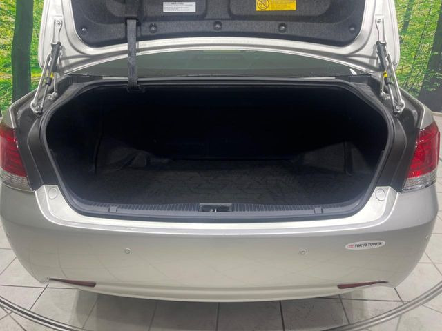 ���i�̂���������ʋ΁A���}���ɏ\���ȉ׎��X�y�[�X���m�ۂ��Ă���܂��B