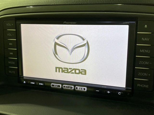 �y�����i�r�z�l�C�̏����i�r�𑕔����Ă���܂��B�i�r�̎g���₷���͂������A�I�[�f�B�I�@�\���[��!�L�����v�◷�s�͂������A�ʋ΂┃�����ȂǕ��i�̃h���C�u���y�����Ȃ�͂���