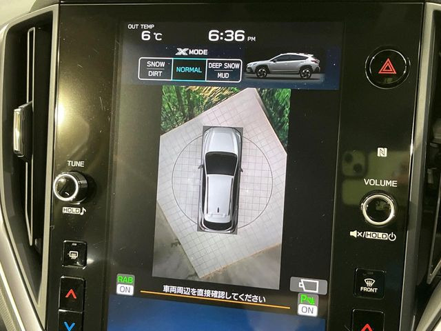 �y�}���`�e���C�����j�^�[�z�Ԃ̃t�����g��T�C�h�̃J�����摜�𓯎��Ƀ��j�^�[�\�����邱�ƂŁA���H�⋷�����𑖍s���ł����͂̏󋵊m�F���ł����S!�{�iSUV�ɂ��ꂵ�������ł���