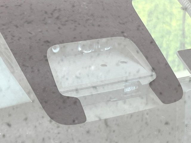 �y�X�Y�L �Z�[�t�e�B�T�|�[�g�z���s���ɑO���̎ԗ�����F�����A�Փ˂������Ȏ��͌x��ƃu���[�L�ŏՓˉ���Ɣ�Q�y�����A�V�X�g�B�����S�Ƀh���C�u�����y���݂��������܂��B