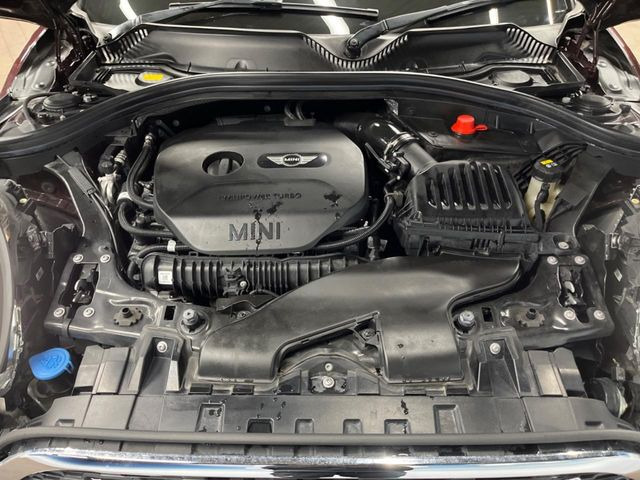 �����X�ł́A�e���[�J�[�̐�p�f�f�e�X�^�[�𓱓��B���Ǝ��i�����e�N�j�J���X�^�b�t���풓���Ă���܂��̂ŁA������̍ۂɂ����S���Ă����p���������܂��B