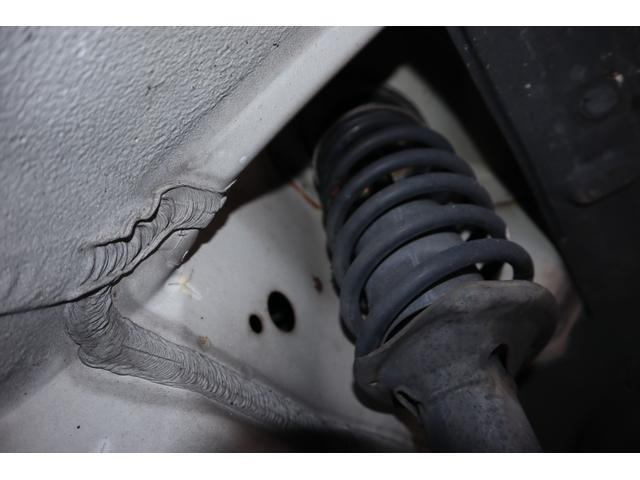 ���X�ł͐����ɁA�O�������H��ɓ_���E�������o���Ă��܂��B�n��ōł��M���ł���d�����ł��鏊�ł�!�X�Ɍ����Ȃ鑖�s�e�X�g!���S�E���S���e�[�}�ɔ[�Ԃ�����܂ŋC�����悭���^�т��܂�!���X�ɂ��C����������