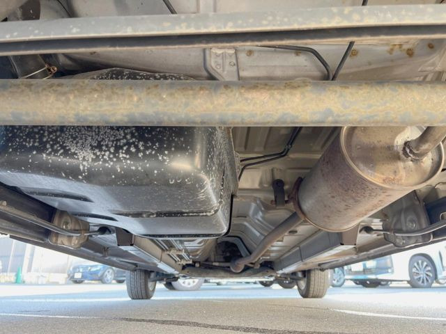 ����肪���ꂢ�Ȃ����ɁA�h�K���H�̎{�H���I�X�X���B�~��n��͂������A���ݕ��ɂ��Z���̕���A��Ń}�����E�E�B���^�[�X�|�[�c���������ɂ��D�]���������Ă���܂��B