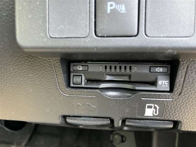 ルーミー1.0 G 4WD