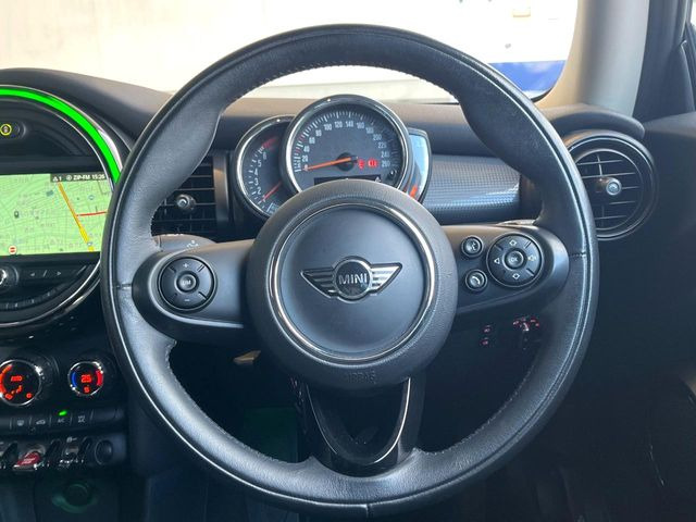 ���n���h�����̃X�������Ȃ��A���ꂢ�ȏ�Ԃ��ێ����Ă���܂��B�e�X�C�b�`���̓�����m�F�ς݂ł��B