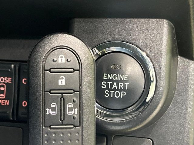 �y�X�}�[�g�L�[�z�J�o����|�P�b�g�ɓ��ꂽ�܂܂ł��h�A�̎{���E�������\�ȃX�}�[�g�L�[�𑕔��B�G���W���̃I���E�I�t�����J�M�����o���K�v����������Ƃ��Ă��֗��ł���