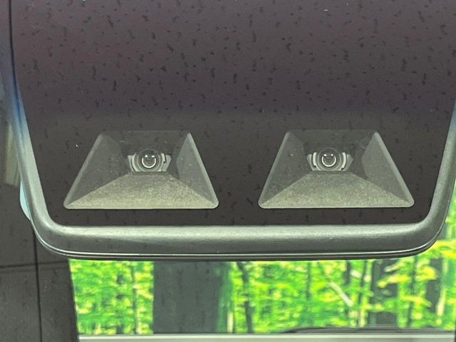 �y�X�}�[�g�A�V�X�g3�z���s���ɑO���̎ԗ�����F�����A�Փ˂������Ȏ��͌x��ƃu���[�L�ŏՓˉ���Ɣ�Q�y�����A�V�X�g�B�����S�Ƀh���C�u�����y���݂��������܂��B