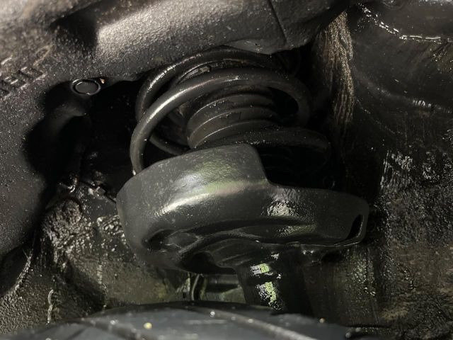 ����肪���ꂢ�Ȃ����ɁA�h�K���H�̎{�H���I�X�X���B�~��n��͂������A���ݕ��ɂ��Z���̕���A��Ń}�����E�E�B���^�[�X�|�[�c���������ɂ��D�]���������Ă���܂��B