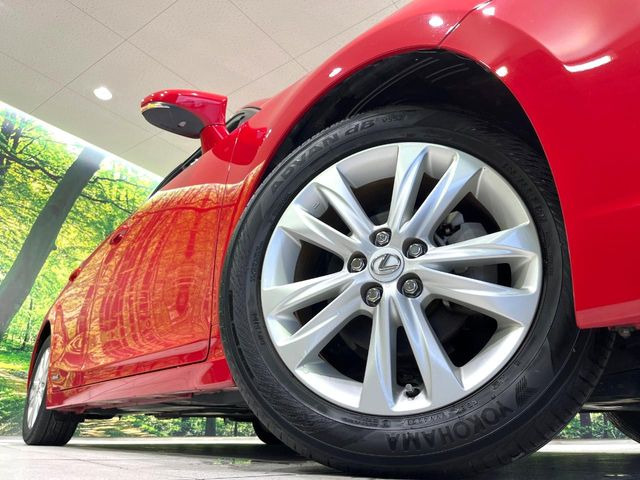 �y����16�C���`�A���~�z�C�[���z�O�ςɃ}�b�`���������A���~�z�C�[���𑕒����Ă���܂��B�e��ЊO�A���~�z�C�[����A�X�^�b�h���X�^�C�����戵�����Ă���܂��B���񂲑��k����������