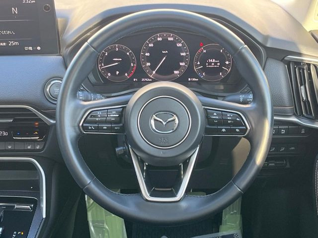 �y�����v�����X�e�A�����O�z�㎿�Ȋv���g�p���邱�ƂŁA��ɂ����������݂ƂĂ��^�]���₷���n���h���ł���