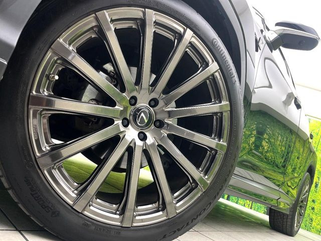 �y22�C���`�A���~�z�C�[���z�f�U�C�����̍��������A���~�z�C�[���𑕒����Ă���܂��B�e��ЊO�A���~�z�C�[����A�X�^�b�h���X�^�C�����戵�����Ă���܂��B���񂲑��k����������