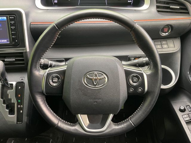 �y�����v�����X�e�A�����O�z�㎿�Ȋv���g�p���邱�ƂŁA��ɂ����������݂ƂĂ��^�]���₷���n���h���ł���