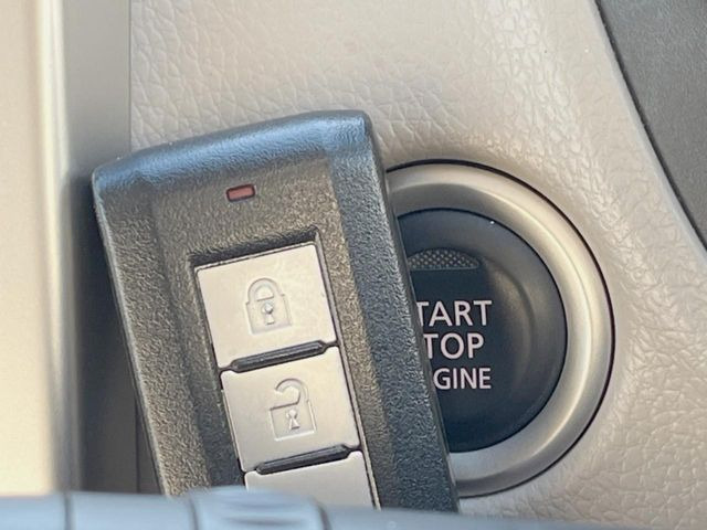 �y�C���e���W�F���g�L�[�z�J�o����|�P�b�g�ɓ��ꂽ�܂܂ł��h�A�̎{���E�������\�ȃX�}�[�g�L�[�𑕔��B�G���W���̃I���E�I�t�����J�M�����o���K�v����������Ƃ��Ă��֗��ł���