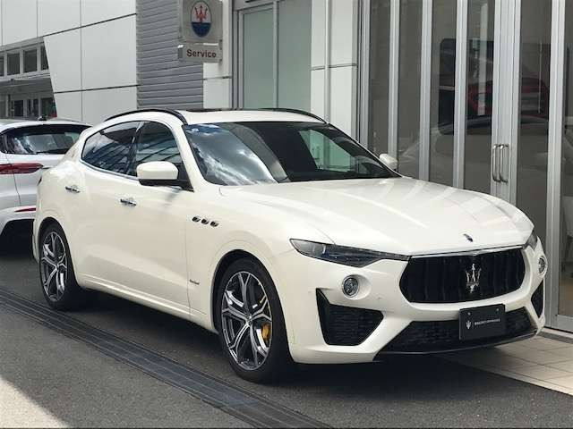 レヴァンテS グランスポーツ 4WD