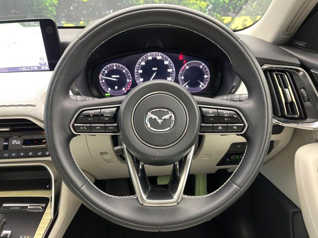 �y�����v�����X�e�A�����O�z�㎿�Ȋv���g�p���邱�ƂŁA��ɂ����������݂ƂĂ��^�]���₷���n���h���ł���