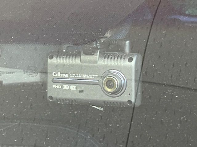 �y�h���C�u���R�[�_�[�z���S�E���S�ȃJ�[���C�t�ɕK�{�̃h���C�u���R�[�_�[�𑕔�!���s���͂������A������^�]�⎖�̂ɑ��������ۂ̏󋵂��f���ŋL�^���A����̃��X�N�ɔ����܂��B