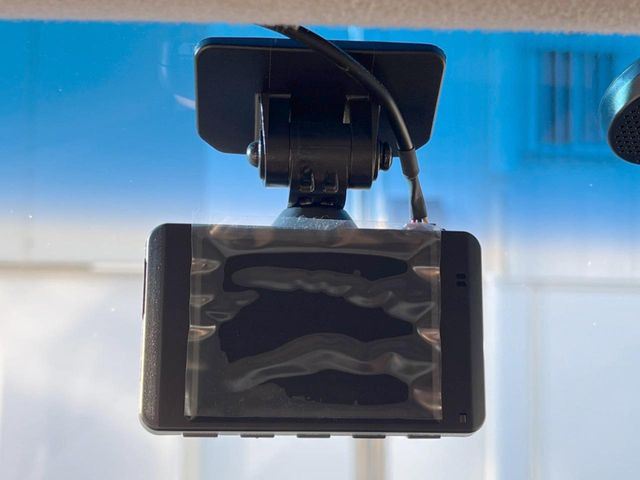 �y�h���C�u���R�[�_�[�z�h���C�u���R�[�_�[����!���s���͂������A������^�]�⎖�̂ɑ��������ہA�f���ŋL�^���A����̃��X�N�ɔ����܂��B���L�^�pSD�J�[�h�͂��q�l�����g�ł��������������K�v������܂��B