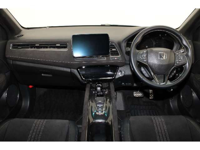 ヴェゼル1.5 ハイブリッド RS ホンダセンシング