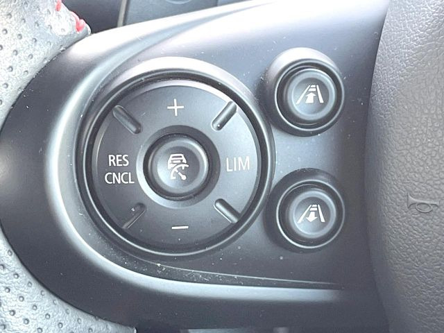 ���A�N�e�B�u�N���[�Y�R���g���[��:�O�̎ԂƂ̎Ԋԋ��������ɂƂ�A��葬�x�Ŏ������s���Ă���鎟����̃N���[�Y�R���g���[��!��ɍ������H�⎩���Ԑ�p���H�Ŏg�p����֗��ȋ@�\�ł�!