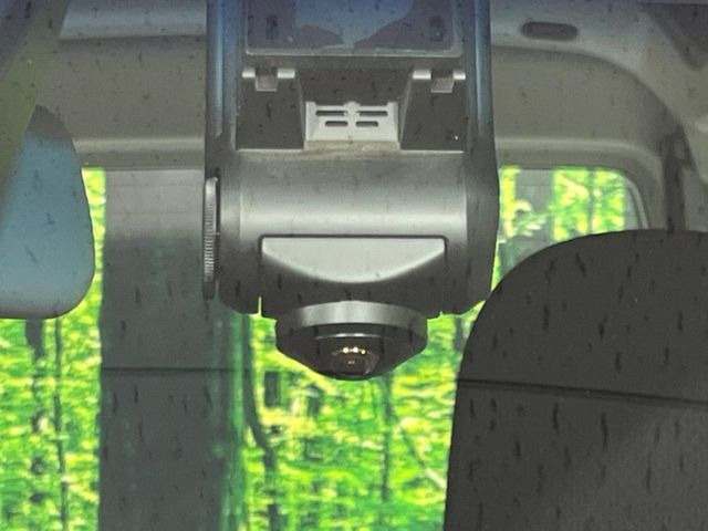 �y�h���C�u���R�[�_�[�z�h���C�u���R�[�_�[����!���s���͂������A������^�]�⎖�̂ɑ��������ہA�f���ŋL�^���A����̃��X�N�ɔ����܂��B���L�^�pSD�J�[�h�͂��q�l�����g�ł��������������K�v������܂��B