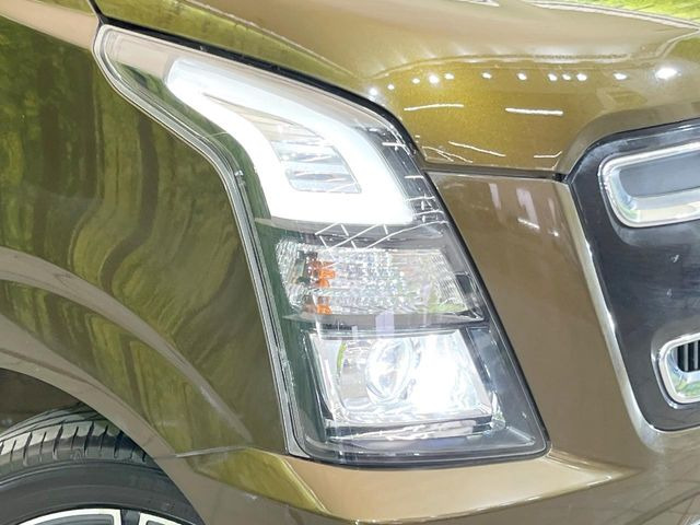 �yLED�w�b�h���C�g�z���V����ԑ��s�����ǍD�Ȏ��E���m�ۂ����S���ĉ^�]�ł��鍂�P�xLED�w�b�h���C�g�𑕔�!�_�����x�������A����d�͂��}�����Ă��܂��B