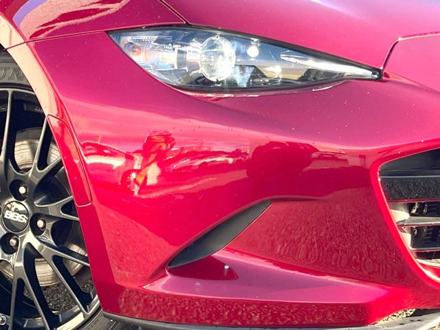 �yLED�w�b�h���C�g�z���V����ԑ��s�����ǍD�Ȏ��E���m�ۂ����S���ĉ^�]�ł��鍂�P�xLED�w�b�h���C�g�𑕔�!�_�����x�������A����d�͂��}�����Ă��܂��B