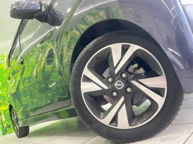 �y�����I�v�V����15�C���`�A���~�z�C�[���z�����I�v�V�����z�C�[���𑕒��B���s���\�̌���ɉ����A�O�ς����X�^�C���b�V���ɂȂ��Ă��܂��B