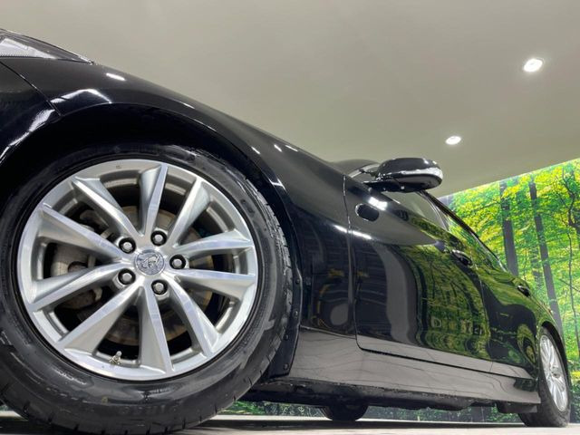 �y����17�C���`�A���~�z�C�[���z�O�ςɃ}�b�`���������A���~�z�C�[���𑕒����Ă���܂��B�e��ЊO�A���~�z�C�[����A�X�^�b�h���X�^�C�����戵�����Ă���܂��B���񂲑��k����������