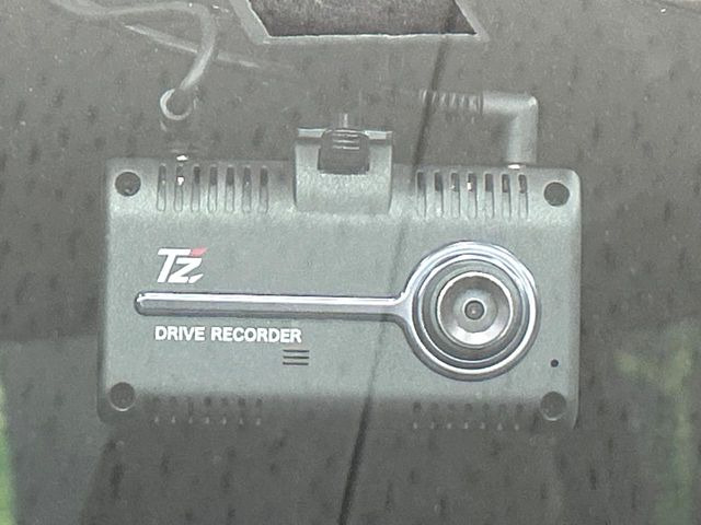 �y�h���C�u���R�[�_�[�z�h���C�u���R�[�_�[����!���s���͂������A������^�]�⎖�̂ɑ��������ہA�f���ŋL�^���A����̃��X�N�ɔ����܂��B���L�^�pSD�J�[�h�͂��q�l�����g�ł��������������K�v������܂��B