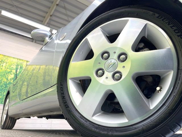 �y�����A���~�z�C�[���z�O�ςɃ}�b�`���������A���~�z�C�[���𑕒����Ă���܂��B�e��ЊO�A���~�z�C�[����A�X�^�b�h���X�^�C�����戵�����Ă���܂��B���񂲑��k����������