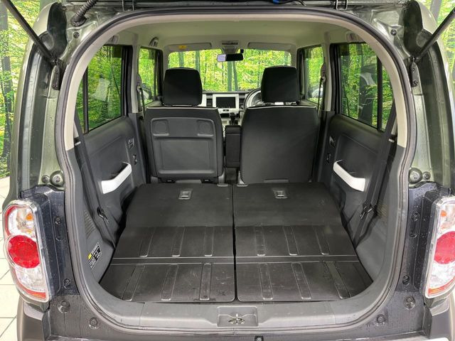 ���i�̂���������ʋ΁A���}���ɏ\���ȉ׎��X�y�[�X���m�ۂ��Ă���܂��B�Z�J���h�V�[�g��|���ƁA�傫�ȉו��̐ύڂ��\�ł���