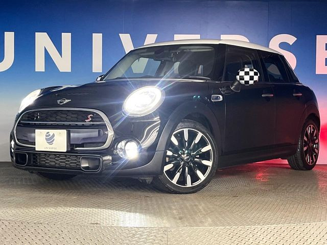 ��LED�w�b�h���C�g:��ԑ��s�����ǍD�Ȏ��E���m�ۂ����S���ĉ^�]�ł��鍂�P�xLED�w�b�h���C�g�𑕔�!�_�����x�������A����d�͂��}�����Ă��܂��B