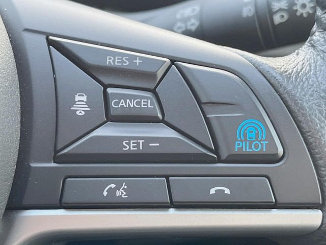 �y�v���p�C���b�g�z�������H�ł̒��������s���y��!!�a�؎��Ə��񑖍s�̃V�[���ŁA�A�N�Z���E�u���[�L�E�X�e�A�����O�������Ő��䂵�A�������^�]�̕��S���y�����Ă���܂���