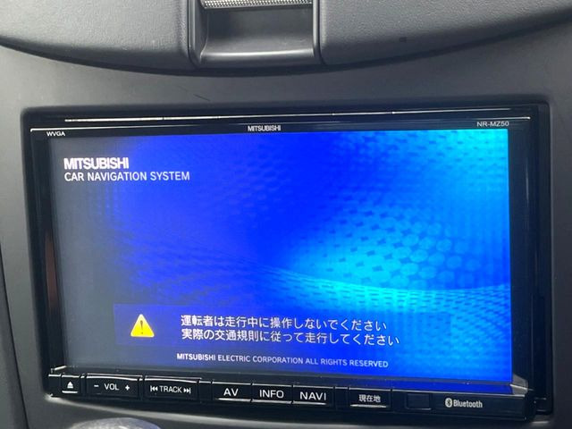 �y�i�r�Q�[�V�����z�ړI�n�܂ł�������ē����Ă����g���₷���i�r�BBluetooth�ڑ�����΂������̃X�}�z��MP3�v���C���[�̉��y���Đ��\!�����̉^�]������Ɋy�����Ȃ�܂�!!