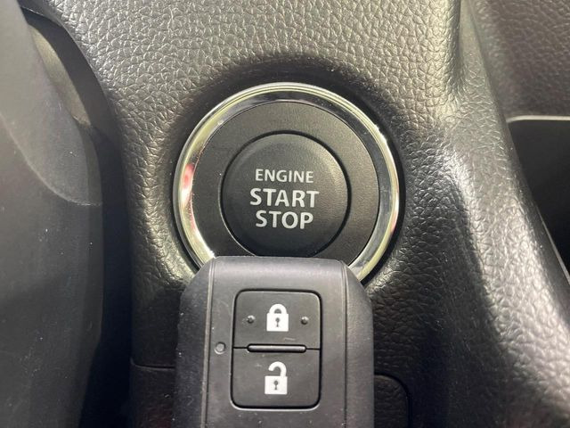 �y�L�[���X�X�^�[�g�V�X�e���z�J�o����|�P�b�g�ɓ��ꂽ�܂܂ł��h�A�̎{���E�������\�ȃX�}�[�g�L�[�𑕔��B�G���W���̃I���E�I�t�����J�M�����o���K�v����������Ƃ��Ă��֗��ł���