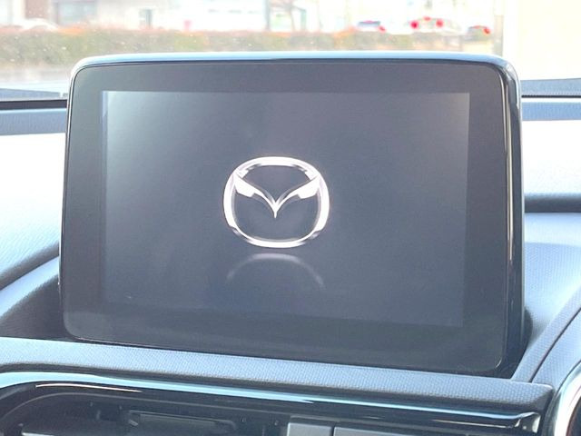 �y�����i�r�z�l�C�̏����i�r�𑕔����Ă���܂��B�i�r�̎g���₷���͂������A�I�[�f�B�I�@�\���[��!�L�����v�◷�s�͂������A�ʋ΂┃�����ȂǕ��i�̃h���C�u���y�����Ȃ�͂���