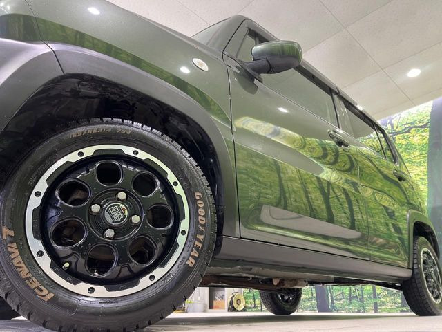 �y14�C���`�A���~�z�C�[���z�O�ςɃ}�b�`�����A���~�z�C�[���𑕒����Ă���܂��B�e��A���~�z�C�[����A�X�^�b�h���X�^�C�����戵�����Ă���܂��B���񂲑��k����������