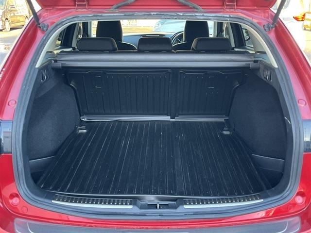 ���Ǝҗl�ւ̔̔��͂��f�肳���Ă��������܂��B �Ԍ������ԗ��̏ꍇ�́A�Ԍ����擾�������x�������z�ŕ\�����Ă���܂��B