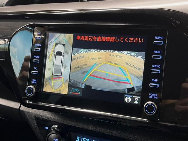 �y�p�m���~�b�N�r���[���j�^�[�z��p�̃J�����ɂ��A�ォ�猩���낵���悤�Ȏ��_��360�x�N���}�̎��͂��m�F���邱�Ƃ��ł��܂������p�������m�F���₷���A�����ꏊ�ł̐؂�Ԃ��⒓�Ԃ��X���[�Y�ɍs���܂��B