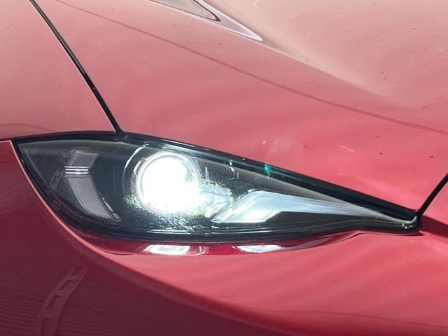 �yLED�w�b�h���C�g�z���V����ԑ��s�����ǍD�Ȏ��E���m�ۂ����S���ĉ^�]�ł��鍂�P�xLED�w�b�h���C�g�𑕔�!�_�����x�������A����d�͂��}�����Ă��܂��B