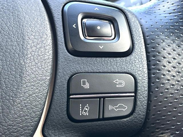 �y�v���N���b�V���Z�[�t�e�B�z�O���̎ԗ��������m���A�Փ˂������Ȏ��͌x��Œ��ӂ𑣂��A�u���[�L�𓥂ޗ͂��T�|�[�g�B�u���[�L�𓥂߂Ȃ������ꍇ�͏Փ˔�Q�y���u���[�L���쓮�A�Փˉ�����T�|�[�g���܂��B