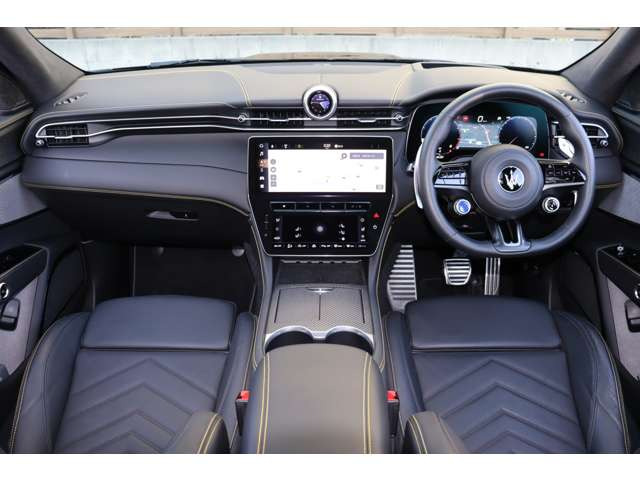 グレカーレトロフェオ 4WD