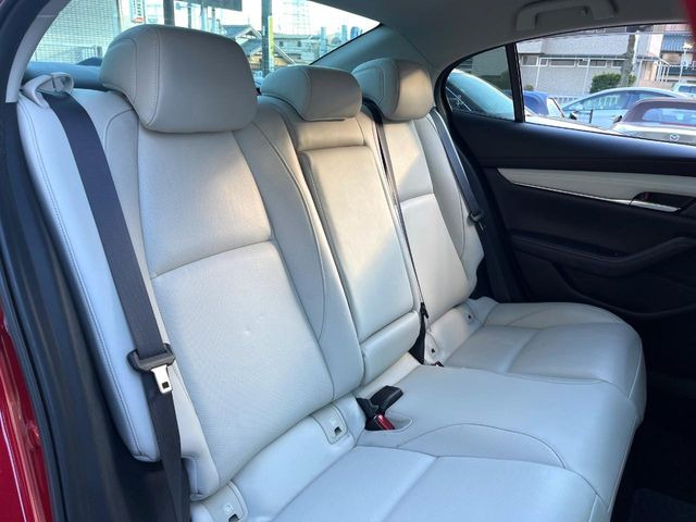 �㕔���Ȃ��C�ɂȂ�悤�ȃL�Y�E�����ւ��蓙�A�傫�ȃ_���[�W�͂Ȃ��A�ǍD�ȏ�Ԃł��B