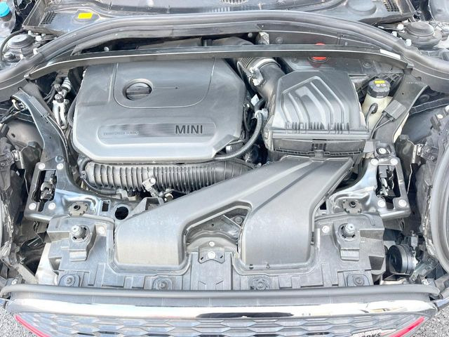 �����X�ł́A�e���[�J�[�̐�p�f�f�e�X�^�[�𓱓��B���Ǝ��i�����e�N�j�J���X�^�b�t���풓���Ă���܂��̂ŁA������̍ۂɂ����S���Ă����p���������܂��B