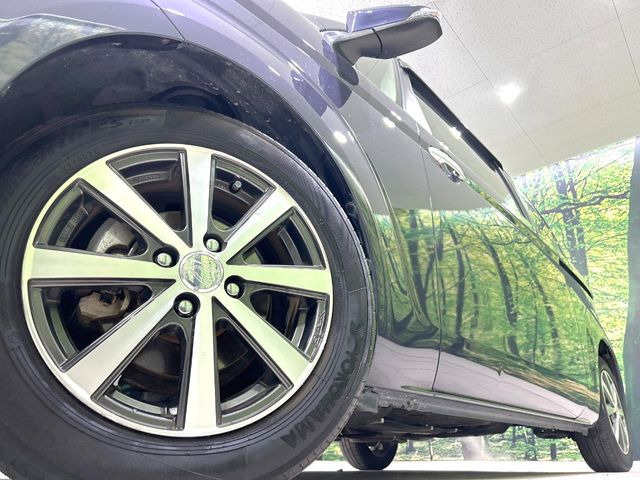 �y15�C���`�A���~�z�C�[���z�O�ςɃ}�b�`�����A���~�z�C�[���𑕒����Ă���܂��B�e��A���~�z�C�[����A�X�^�b�h���X�^�C�����戵�����Ă���܂��B���񂲑��k����������