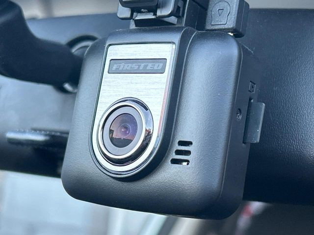 �y�h���C�u���R�[�_�[�z�h���C�u���R�[�_�[����!���s���͂������A������^�]�⎖�̂ɑ��������ہA�f���ŋL�^���A����̃��X�N�ɔ����܂��B���L�^�pSD�J�[�h�͂��q�l�����g�ł��������������K�v������܂��B