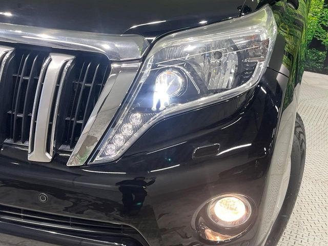 �yLED�w�b�h���C�g�z���V����ԑ��s�����ǍD�Ȏ��E���m�ۂ����S���ĉ^�]�ł��鍂�P�xLED�w�b�h���C�g�𑕔�!�_�����x�������A����d�͂��}�����Ă��܂��B