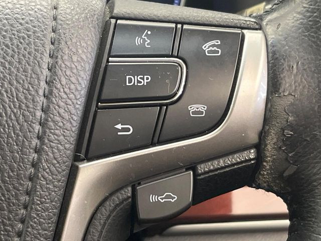 �y�v���N���b�V���Z�[�t�e�B�z�O���̎ԗ��������m���A�Փ˂������Ȏ��͌x��Œ��ӂ𑣂��A�u���[�L�𓥂ޗ͂��T�|�[�g�B�u���[�L�𓥂߂Ȃ������ꍇ�͏Փ˔�Q�y���u���[�L���쓮�A�Փˉ�����T�|�[�g���܂��B