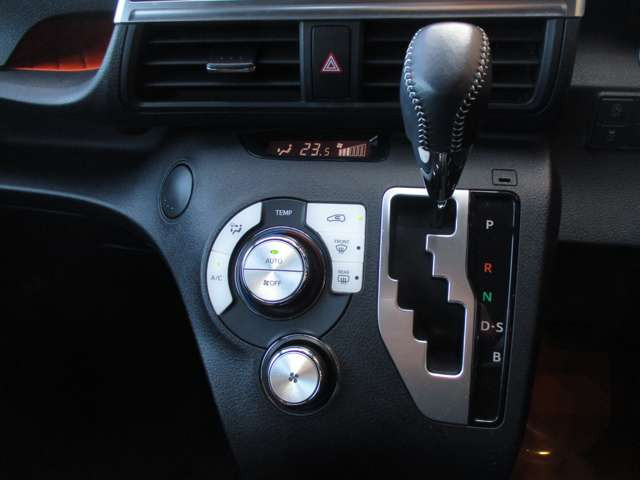 ����SD�i�r�E�S����M�E�t���Z�O�EBluetooth�E�r���g�C��ETC�E�����h�����R�E�����d���X���C�h�E�v����H�E�n�[�t���U�[�V�[�g�E�v���N���b�V���ELKA�E�I�[�gHB�E�\�i�[�E���s20,531km